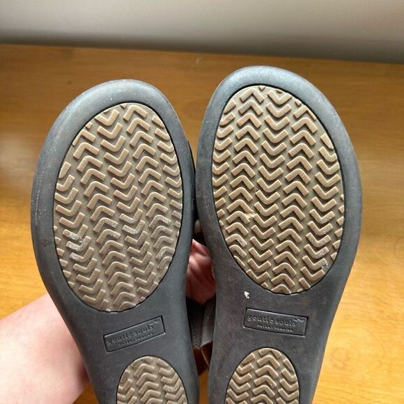 Gentle Souls Get Goin leather pewter and brown elastic strap sandal - Picture 7 of 10